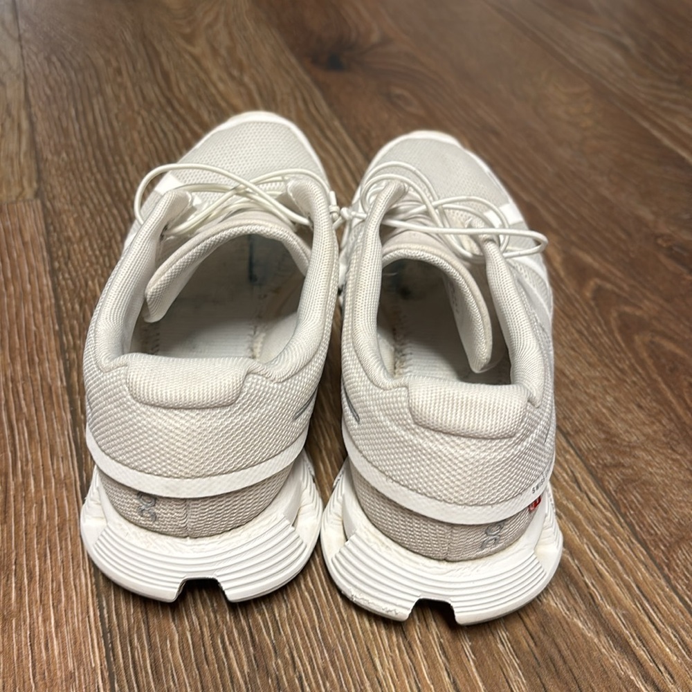 On Running Cream Athletic Shoes - Picture 3 of 6